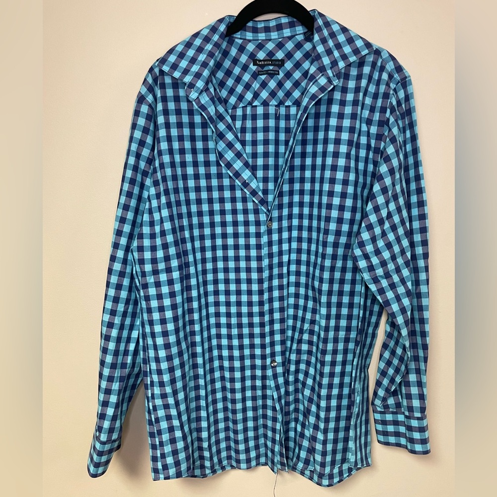 Mens Van Heusen Slim fit Blue Checkered Button Down